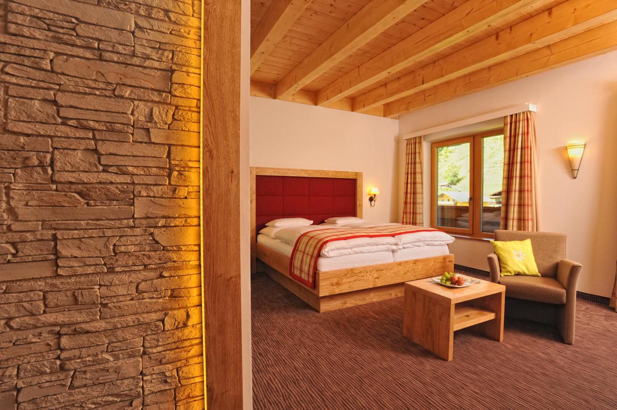 Hotel Barbarahof Saalbach, Inkl Jokercard Exteriör bild