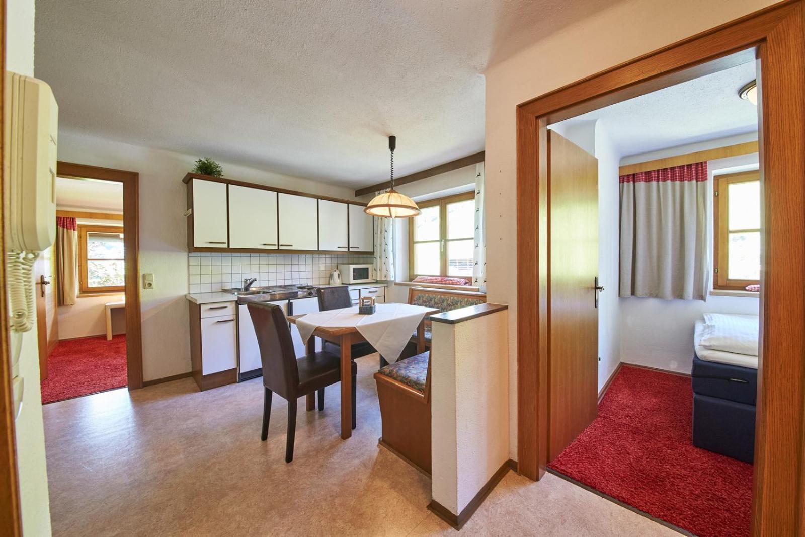Hotel Barbarahof Saalbach, Inkl Jokercard Rum bild